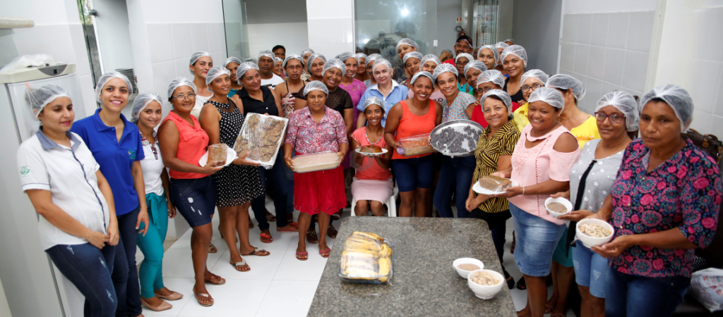 Semec promove curso de manipulação de alimentos em parceria com o Lions Clube de Paragominas